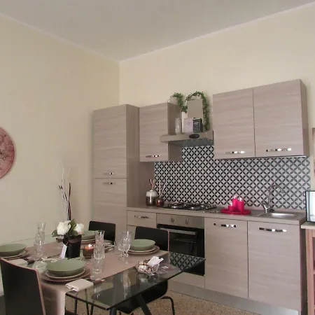 Roby's House - Affiliato Best-incoming Viadanica